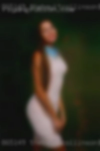 Thebaultcollinson1986 curious females in outer space from